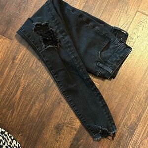 American Eagle Black high rise jeggings.